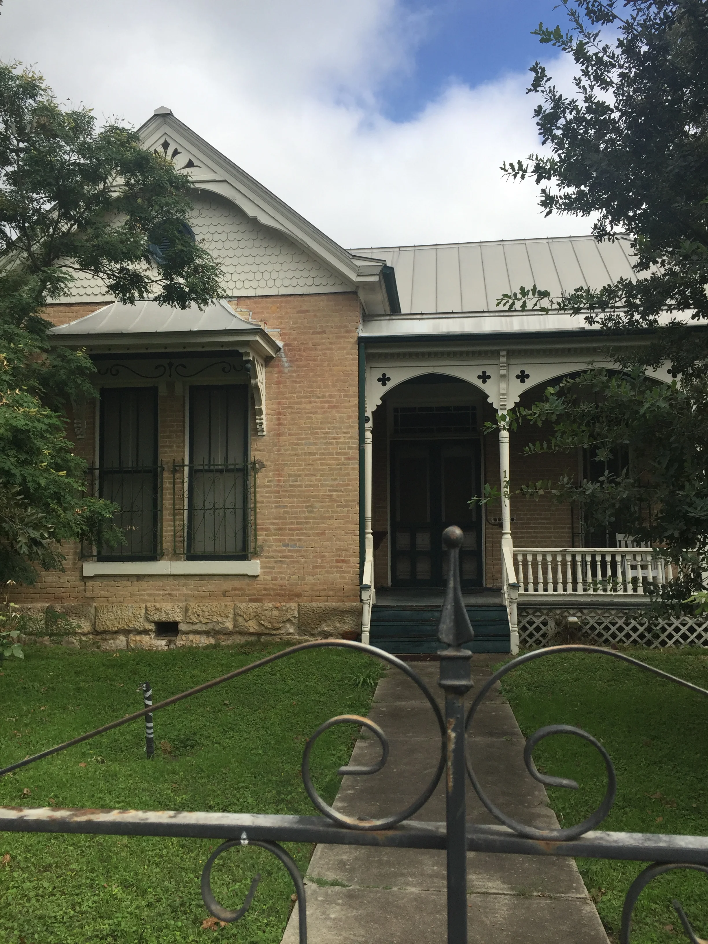 Arinco-houseです Arno House — San Antonio Registry